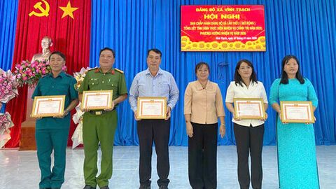 Xã Vĩnh Trạch giảm tỷ lệ hộ nghèo đa chiều còn dưới 2%