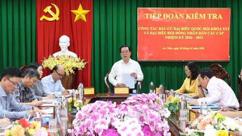 Kiểm tra công tác bầu cử tại xã An Châu