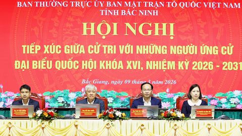 Ứng cử viên đại biểu Quốc hội tiếp xúc cử tri đơn vị bầu cử số 3