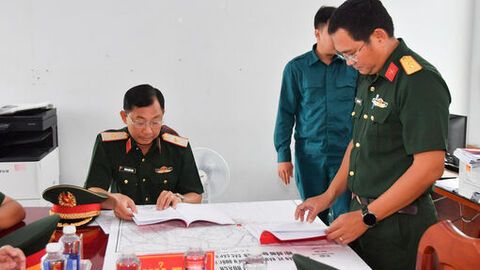 Ban Chỉ đạo bầu cử Quân khu 9 kiểm tra công tác chuẩn bị bầu cử tại Bộ Chỉ huy Quân sự tỉnh An Giang