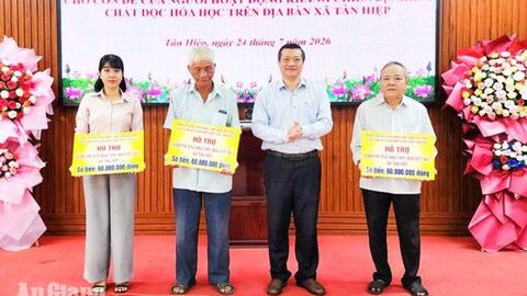Tân Hiệp hỗ trợ 240 triệu đồng xây, sửa nhà cho 5 hộ dân