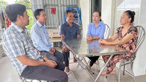 Đảng viên gần dân, chi bộ mạnh