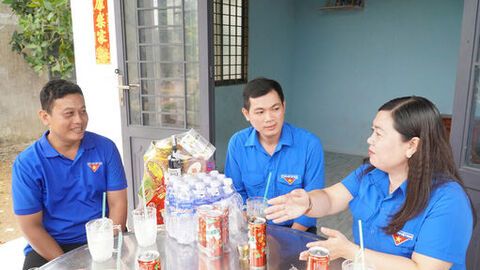 Tuổi trẻ góp sức cho ngày hội lớn