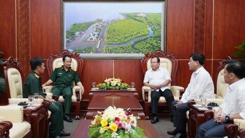 Phó Chủ tịch UBND tỉnh Nguyễn Minh Luân tiếp đoàn Bệnh viện Quân y 121