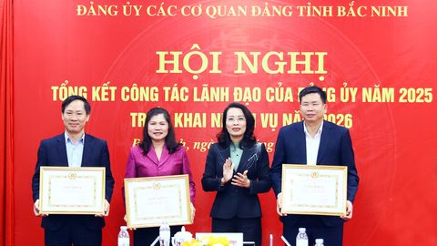 Tập trung lãnh đạo, chỉ đạo, nâng cao chất lượng công tác tham mưu, phục vụ