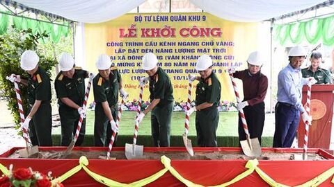 Quân khu 9 hỗ trợ xây dựng cầu tại An Giang