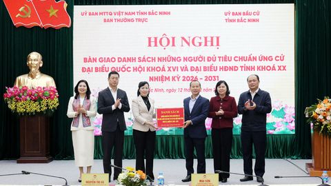 Bắc Ninh: Bàn giao danh sách người đủ tiêu chuẩn ứng cử đại biểu Quốc hội và đại biểu HĐND tỉnh nhiệm kỳ 2026-2031