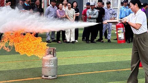 Trên 100 học viên Phú Quốc được tập huấn nghiệp vụ phòng cháy, chữa cháy và cứu nạn, cứu hộ