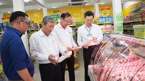 Kiểm tra an toàn thực phẩm trên địa bàn xã Núi Cấm