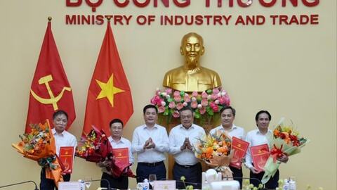 Hà Nội chuyển giao 4 tổ chức Đảng về trực thuộc Đảng bộ Bộ Công Thương