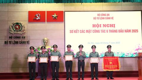 Giữ vững nguyên tắc bảo vệ tuyệt đối an ninh, an toàn đối tượng cảnh vệ trong mọi tình huống