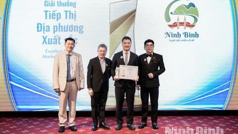 Ngành Du lịch Ninh Bình nhận giải thưởng “Tiếp thị địa phương xuất sắc”
