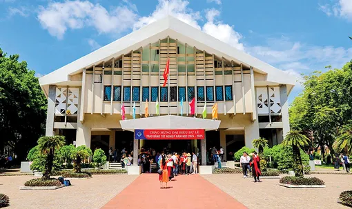 Phấn đấu đưa Đại học Cần Thơ vào nhóm các trường đại học hàng đầu châu Á ở nhiều lĩnh vực 