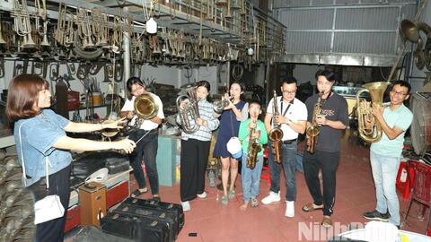 Phát triển kinh tế nông thôn gắn với du lịch làng nghề