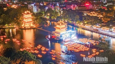 Kinh tế ban đêm-Hợp phần quan trọng phát triển kinh tế du lịch Ninh Bình