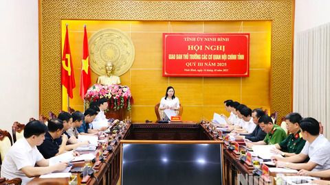 Thường trực Tỉnh ủy giao ban với thủ trưởng các cơ quan khối Nội chính