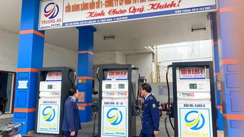 Ninh Bình: Xử phạt doanh nghiệp xăng dầu bán cao hơn mức tối đa quy định