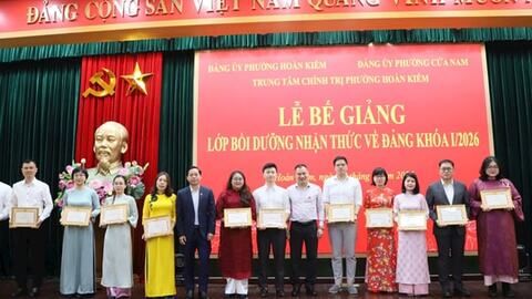 Tăng cường bồi dưỡng nhận thức về Đảng, vun đắp lý tưởng chính trị cho quần chúng ưu tú