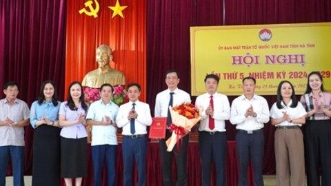 Hà Tĩnh có tân Phó Chủ tịch Thường trực Ủy ban MTTQ Việt Nam tỉnh