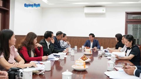 Rà soát các tác phẩm tham gia Giải Búa liềm vàng tỉnh Quảng Ngãi