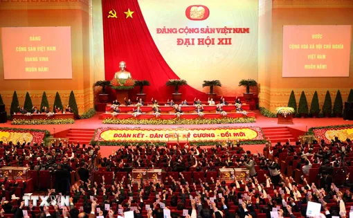 Đại hội XII của Đảng: Đẩy mạnh toàn diện, đồng bộ công cuộc đổi mới 