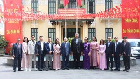 Chủ tịch Đỗ Văn Chiến tiếp đoàn đại biểu Hiệp hội Doanh nhân Đầu tư Việt Nam – Hàn Quốc