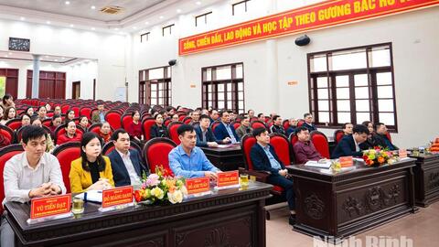 Phường Tam Điệp tổ chức hội nghị đối thoại giữa Thường trực Đảng ủy với cán bộ, hội viên Hội phụ nữ, Hội Nông dân phường