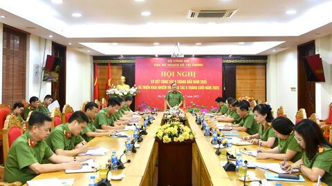 Cục Kế hoạch và tài chính sơ kết công tác 6 tháng đầu năm 2025