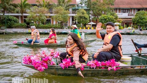 Tam Cốc nỗ lực xây dựng sản phẩm “du lịch bốn mùa”