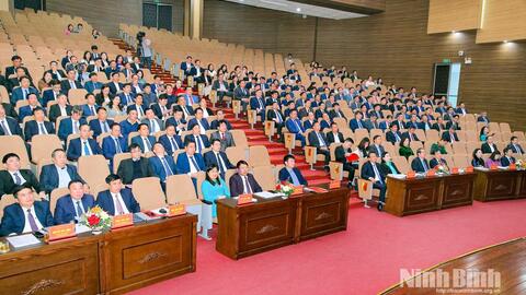 UBND tỉnh tổng kết công tác năm 2025, triển khai nhiệm vụ trọng tâm và phát động phong trào thi đua năm 2026