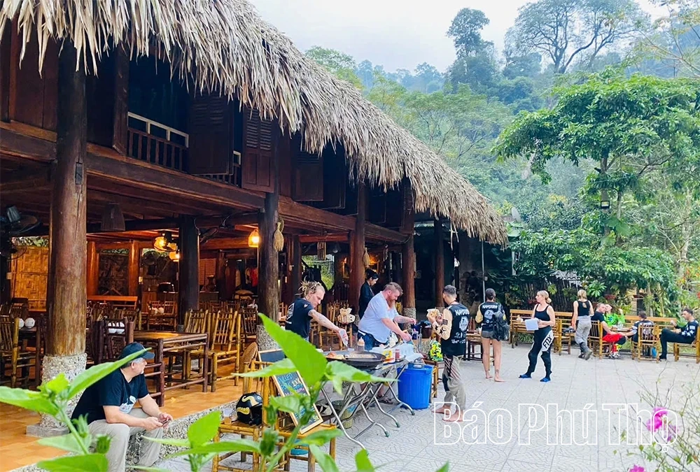 Hiệu quả cuộc vận động “Toàn dân đoàn kết xây dựng nông thôn mới, đô thị văn minh” ở khu Dù