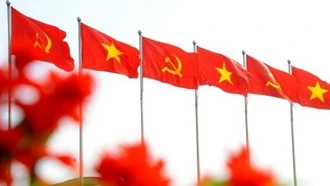 Dự thảo Văn kiện Đại hội XIV của Đảng: “Ngọn đuốc soi đường”, kết tinh toàn bộ tinh hoa, giá trị của quá khứ, hiện tại và tương lai