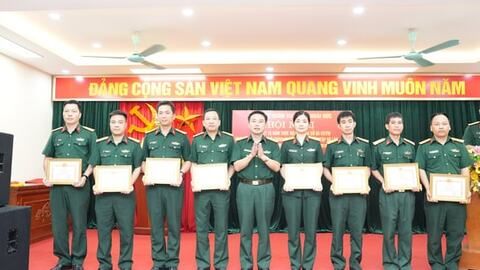 Hoài Đức khen thưởng nhiều cá nhân có thành tích trong học tập và làm theo tư tưởng, đạo đức, phong cách Hồ Chí Minh