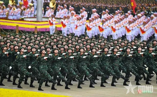 Bài 2: Vấn đề “dân sự hóa” quân đội trong nước và quốc tế 