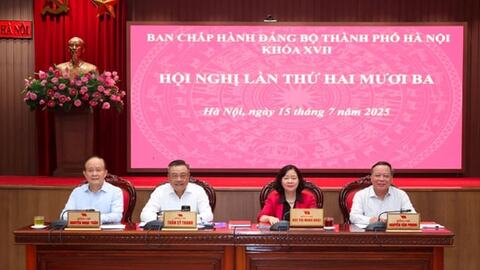 Thành ủy Hà Nội yêu cầu mạnh dạn giao quyền, giao trách nhiệm cho xã, phường