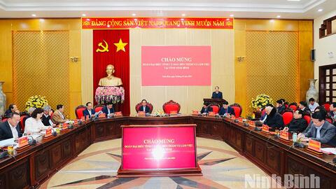 Hội nghị gặp mặt Đoàn đại biểu tỉnh Cà Mau đến thăm và làm việc tại tỉnh Ninh Bình