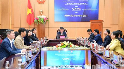 Phiên toàn thể Diễn đàn Kinh tế Việt Nam 2025, triển vọng 2026