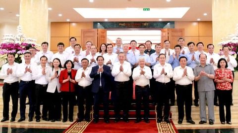 Bộ Chính trị cho ý kiến về công tác chuẩn bị Đại hội Đảng bộ Mặt trận Tổ quốc, các đoàn thể Trung ương