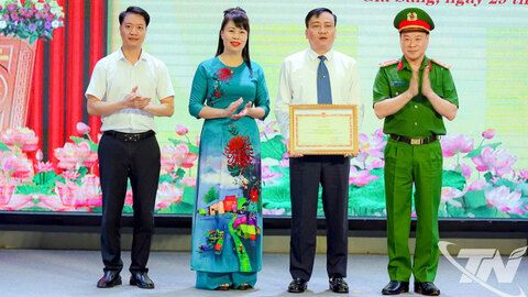 Phường Gia Sàng nhận Bằng khen của Bộ Công an trong gìn giữ an ninh trật tự
