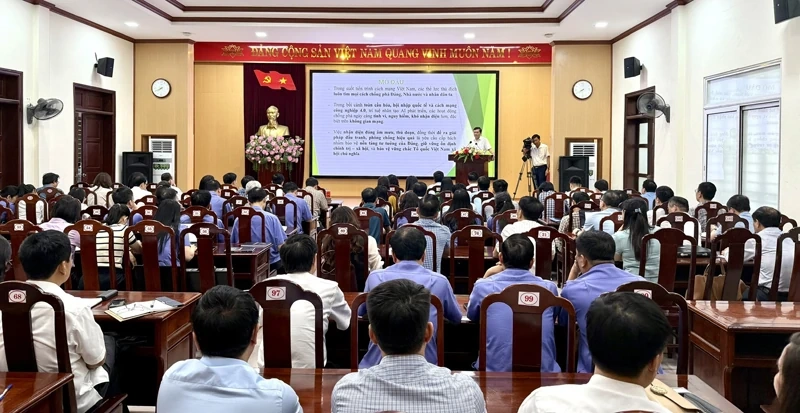 Đấu tranh với những “bình luận bẩn”
