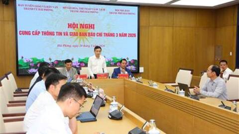 Hội nghị giao ban báo chí tháng 3: Thông tin kết quả bầu cử các công trình, dự án trọng điểm trên địa bàn thành phố