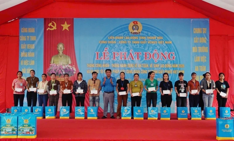 Công ty TNHH Giầy Venus Việt Nam phát động “Tháng Công nhân”