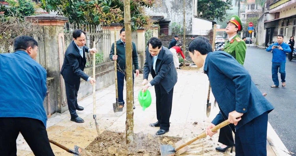 Xã Vĩnh Lộc phát động “Tết trồng cây đời đời nhớ ơn Bác Hồ”