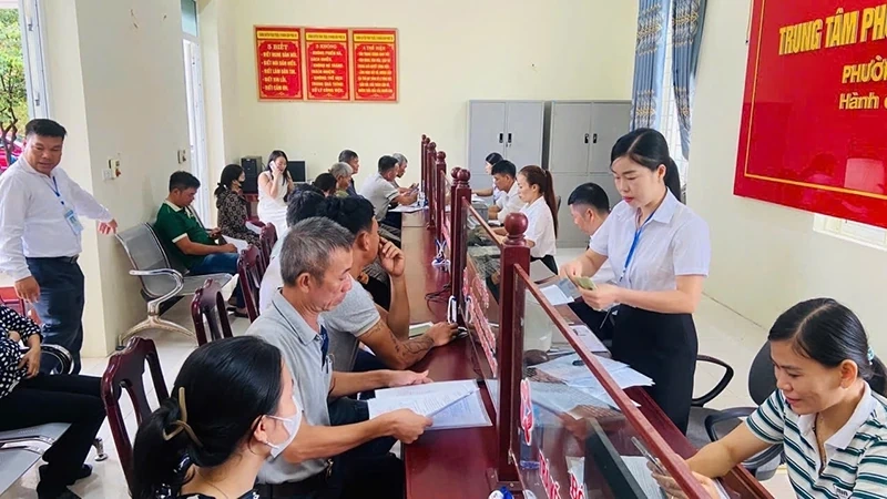 Trung tâm Phục vụ hành chính công phường Đào Duy Từ nâng cao chất lượng phục vụ Nhân dân