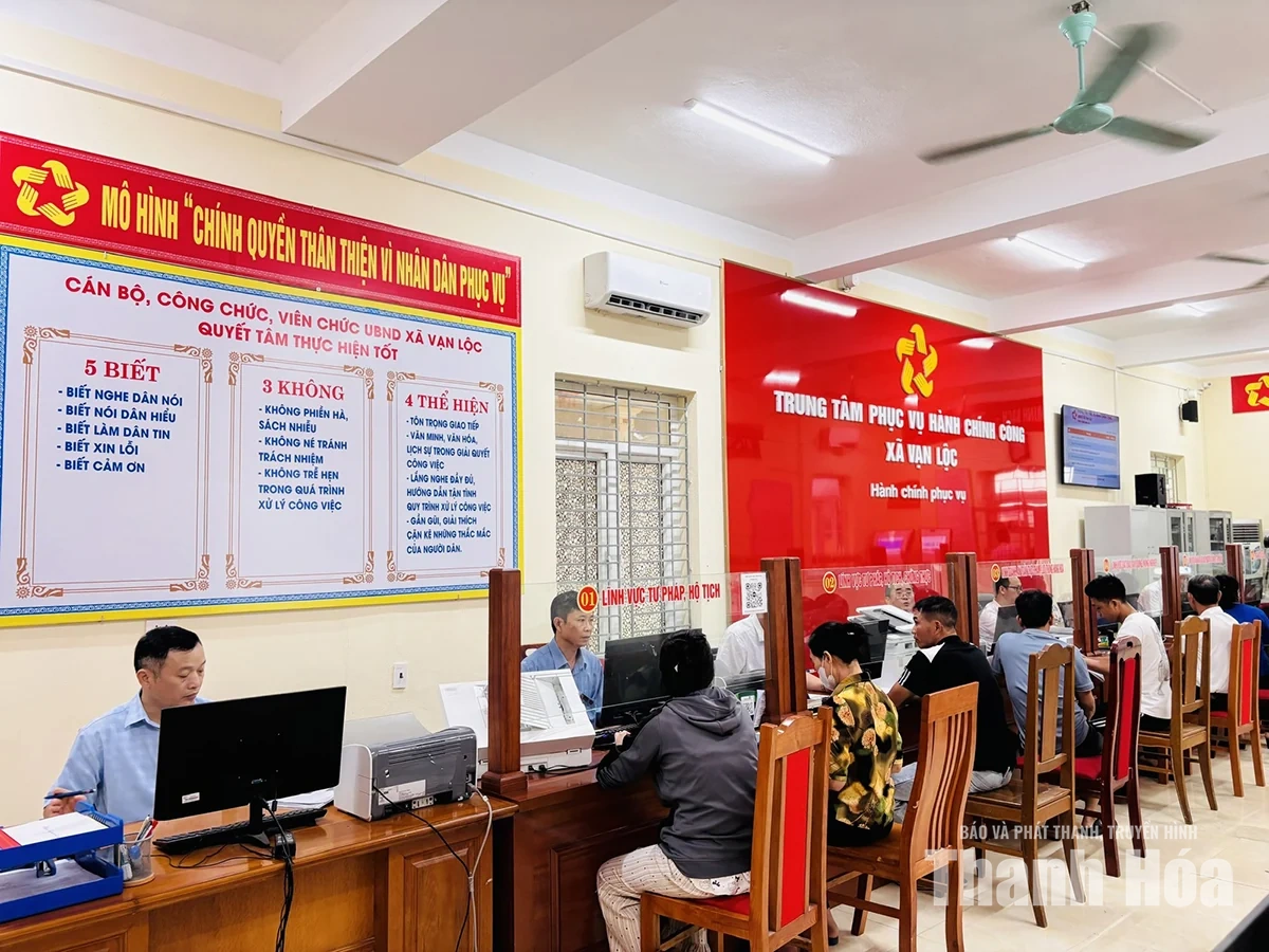 “Kiên định một hành trình vì dân” (Bài 3): Bắt nhịp thời đại