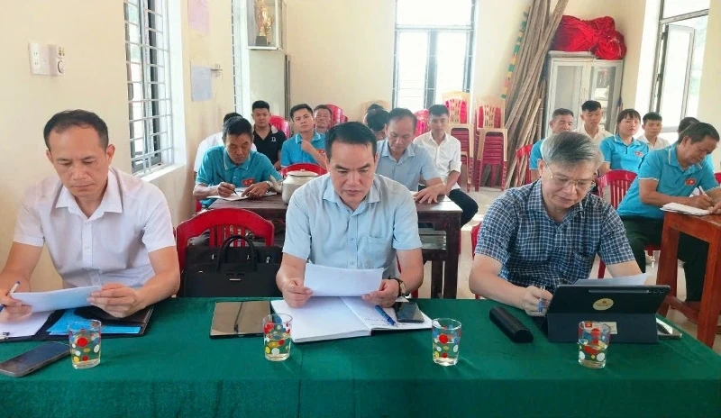 Giám đốc Sở Tư pháp dự sinh hoạt chi bộ thôn Yên Mỹ