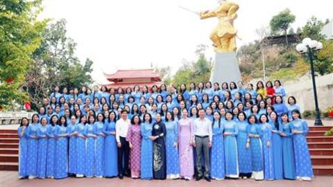 Hơn 150 cán bộ, hội viên phụ nữ tiêu biểu tham gia chương trình Hành trình về nguồn năm 2026