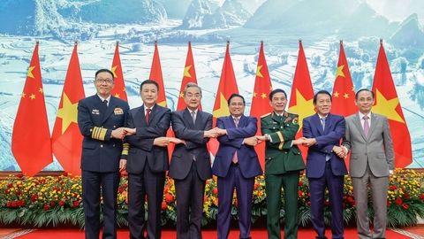 Thủ tướng Phạm Minh Chính tiếp các Bộ trưởng Ngoại giao, Quốc phòng và Công an Trung Quốc