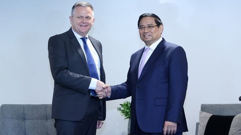 Thủ tướng đề nghị hợp tác mở rộng đường bay giữa Việt Nam và Nam Phi