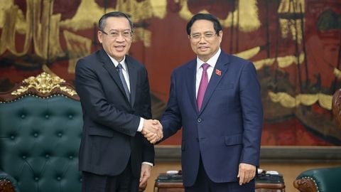 Việt Nam sẵn sàng đón học sinh Lào tại các trường nội trú tại biên giới